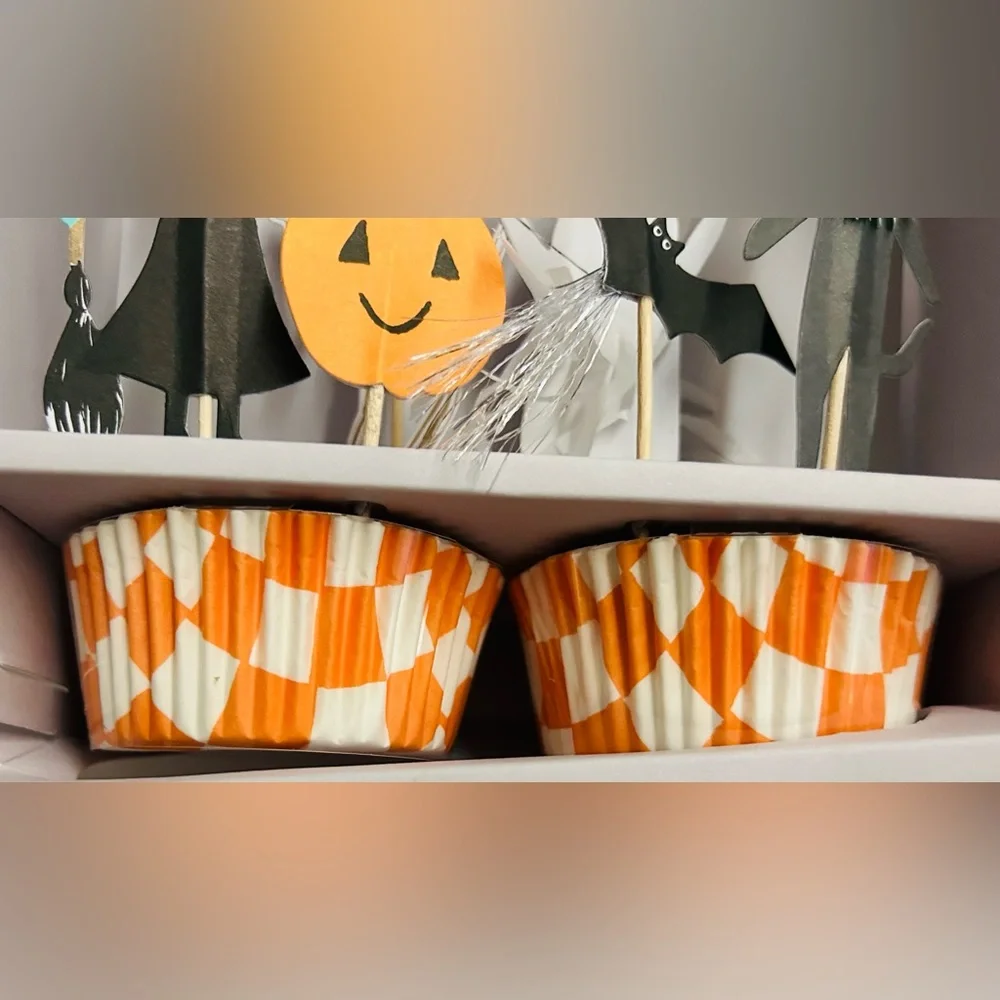 New Cupcake 24 Cupcake Liners Halloween Meri Meri